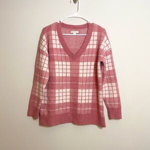 Aeropostale Pink and white plaid sweater size XS